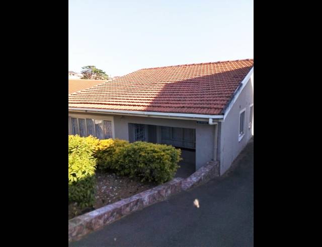 3 BEDROOM HOUSE FOR SALE IN BLUFF